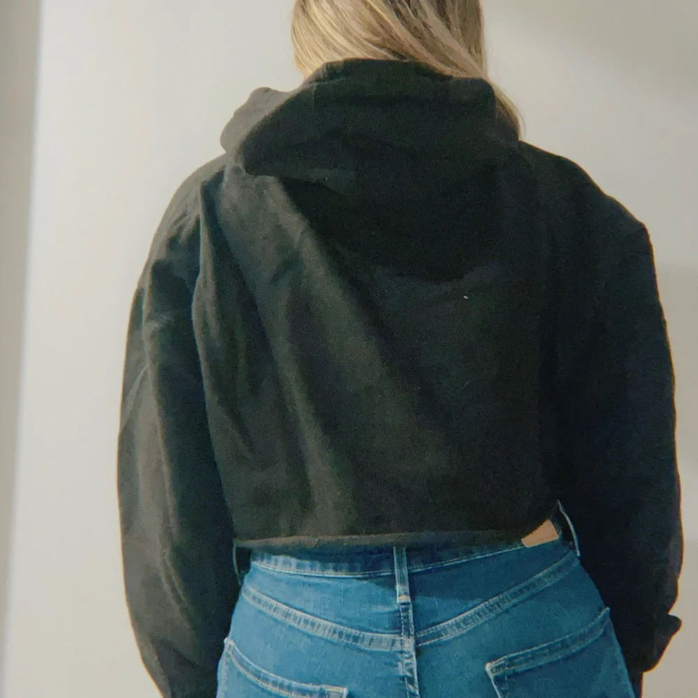 3/12 Cropped friend sweater - Picture 3 of 3